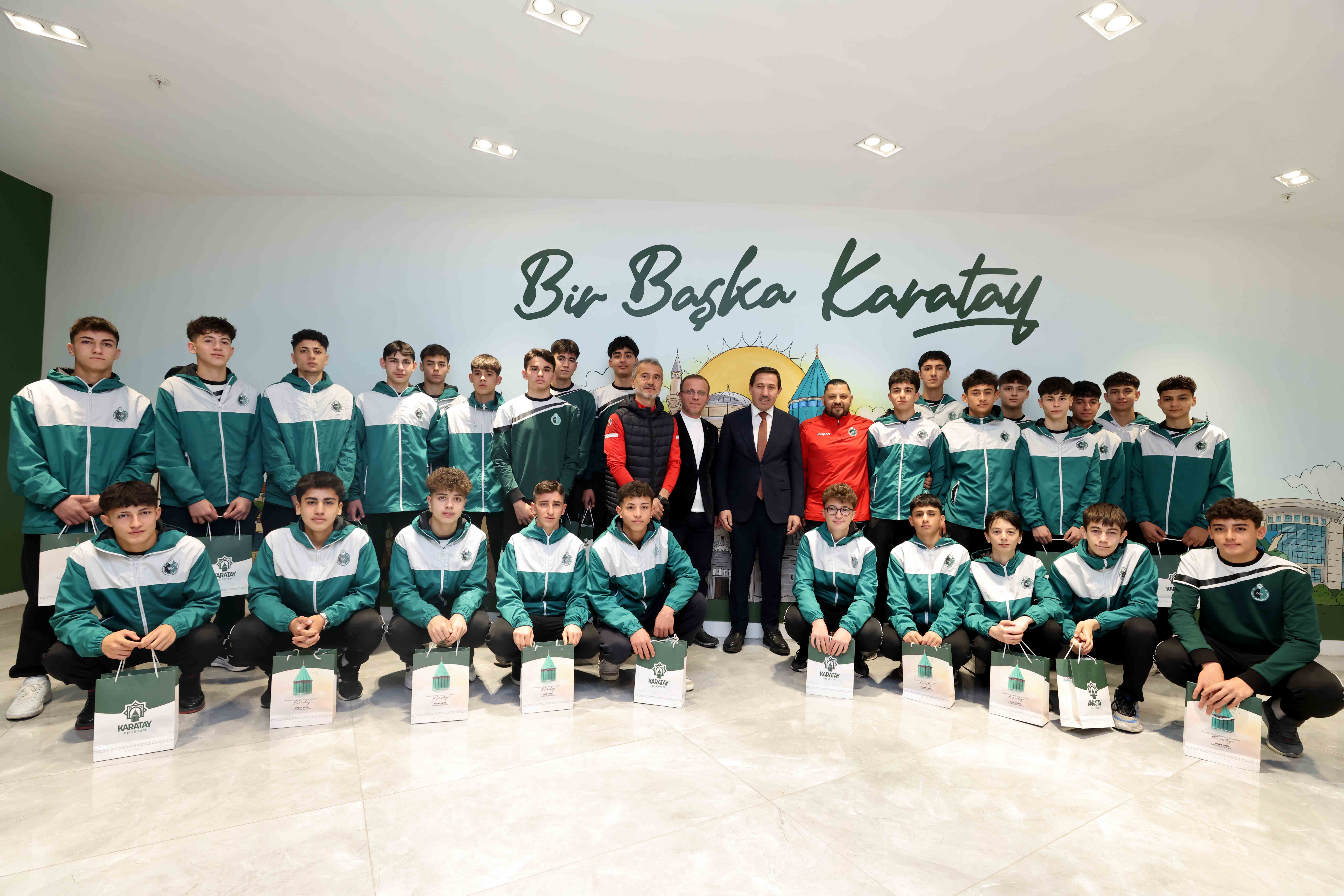 Karataylı Şampiyon Sporculardan Başkan Kılca'ya Ziyaret