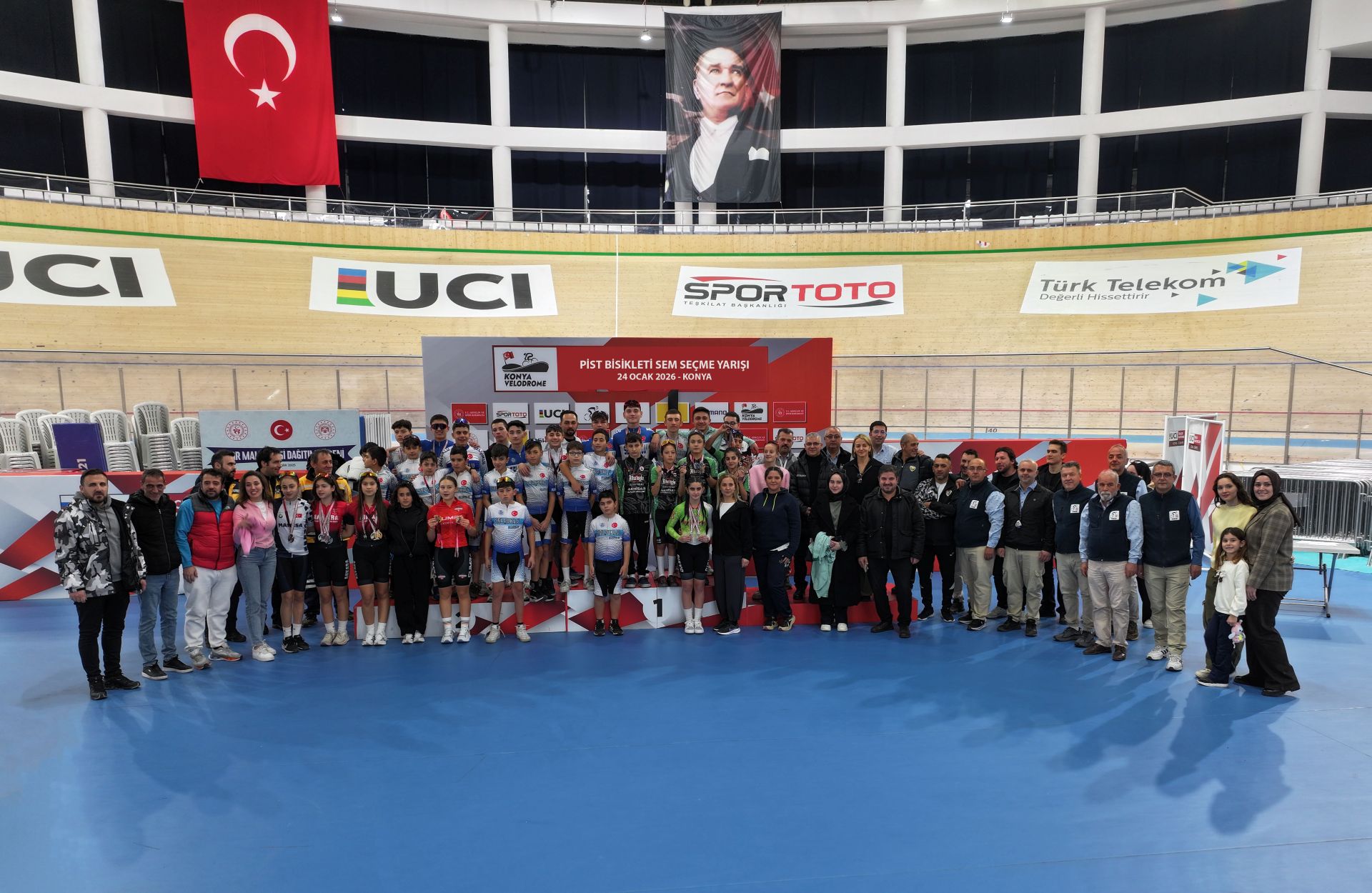 Türk Bisikletinin Geleceği Konya Veledromu’nda Piste Çıktı