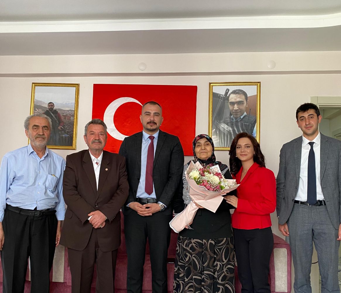 İletişim Başkanlığı Konya Bölge Müdürlüğünden Şehit Annesine Anlamlı Ziyaret
