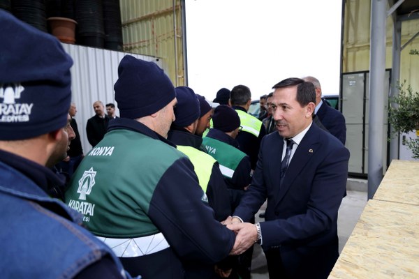 Başkan Hasan Kılca, Mesai Arkadaşlarıyla Bayramlaştı