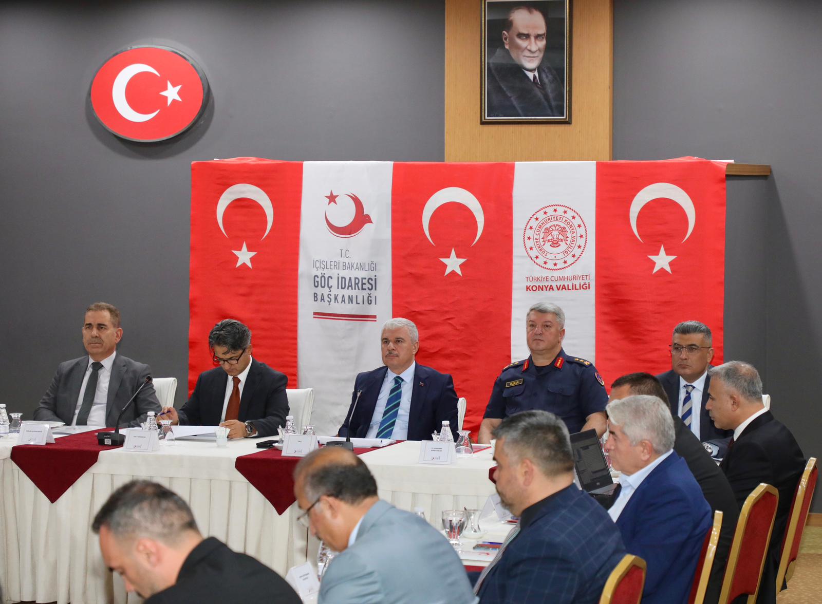 İl Göç Kurulu Koordinasyon Toplantısı Vali İbrahim Akın Başkanlığında Gerçekleşti