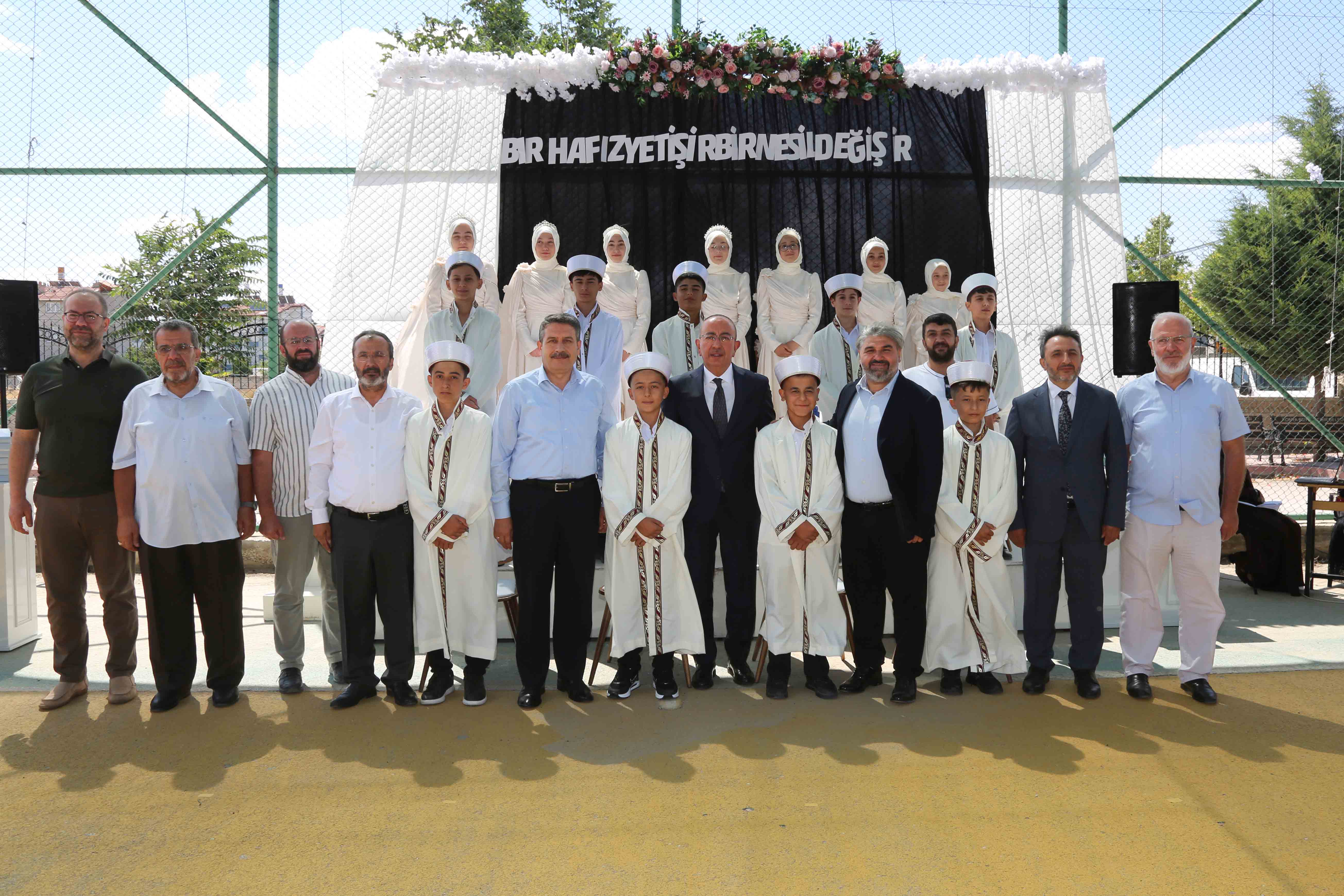 Meram'da 17 Hafız İçin Gurur Günü