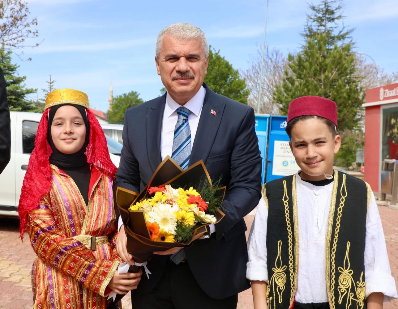 Vali İbrahim Akın, Ahırlı İlçesini Ziyaret Etti 