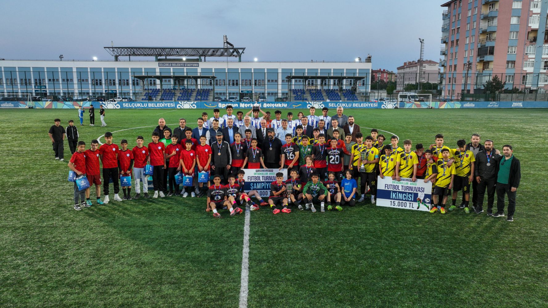 Selçuklu Belediyesi Ortaokullar Arası Futbol Turnuvasında Şampiyonlar Belli Oldu