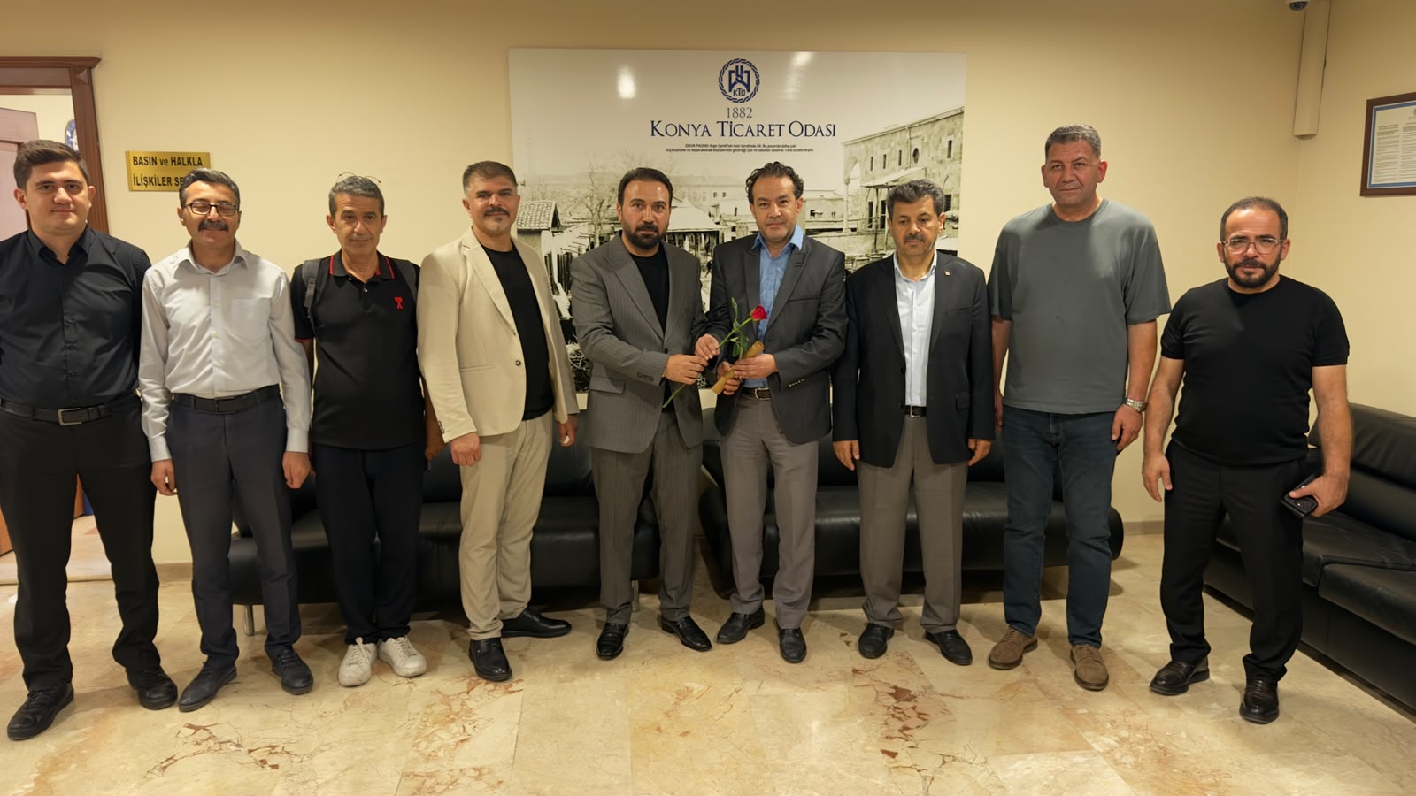 Yeni Medya Cemiyeti'nin İlk Resmi Ziyaretleri Basın Emekçilerine 