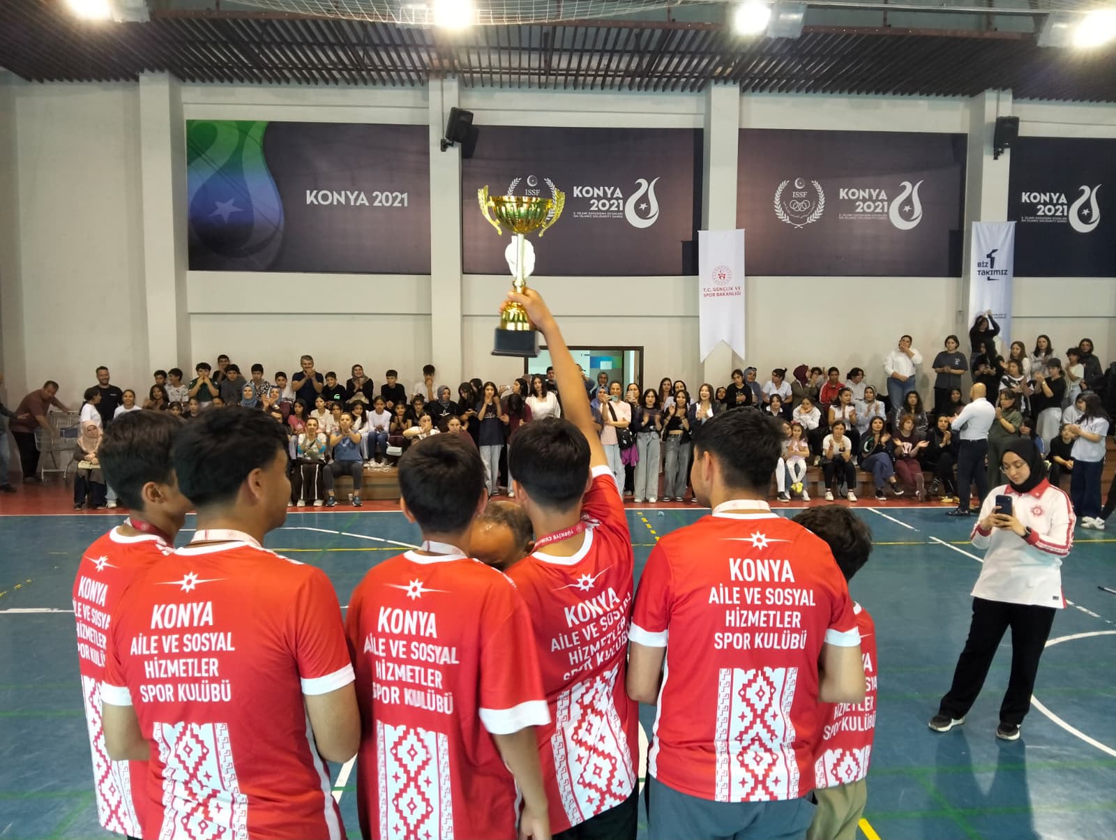 Devlet Korumasındaki Çocuklarımızdan Floor Curling Turnuvasında Büyük Başarı