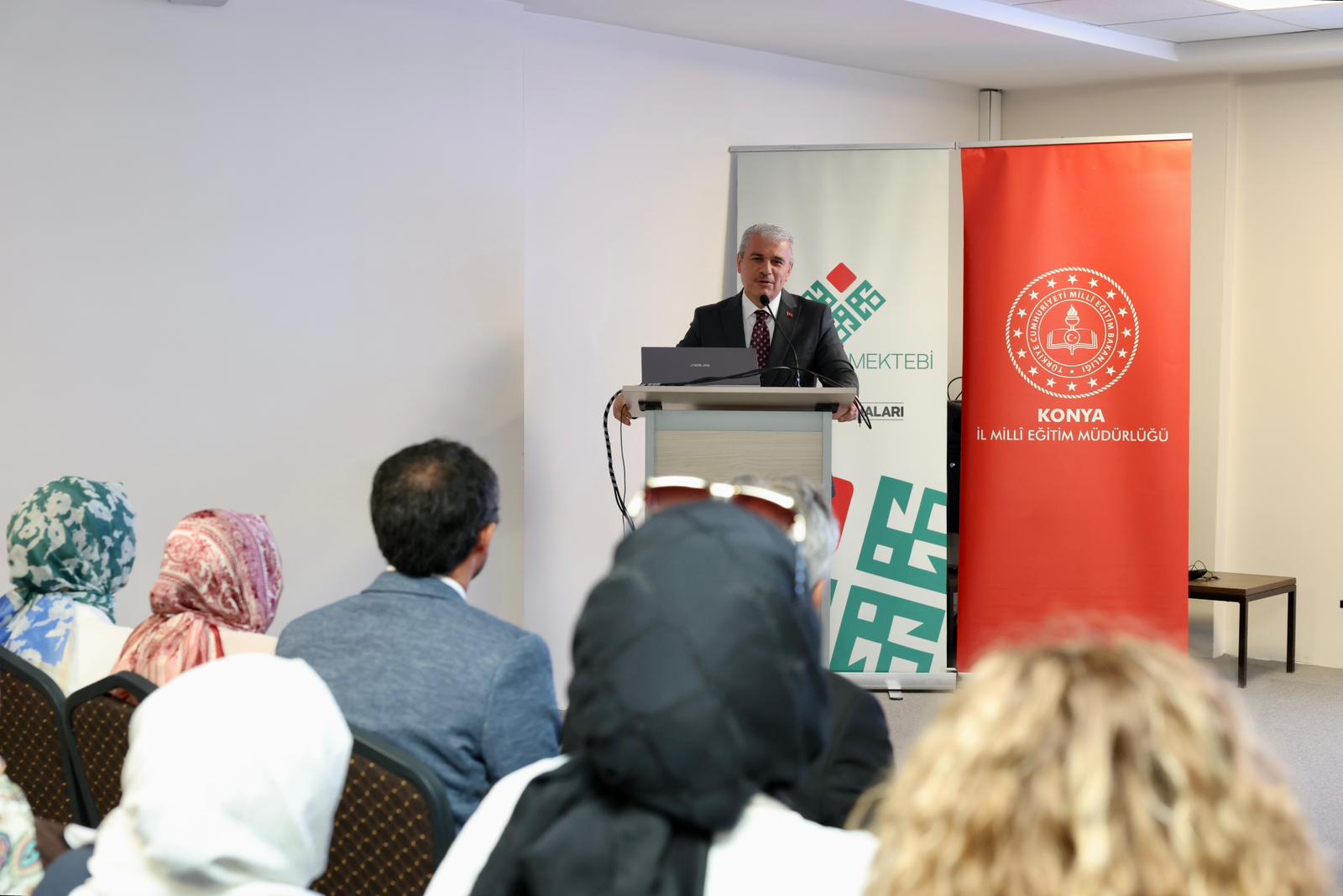  Anadolu Mektebi Programı Danışman Öğretmenleriyle İstişare Toplantısı Gerçekleştirildi
