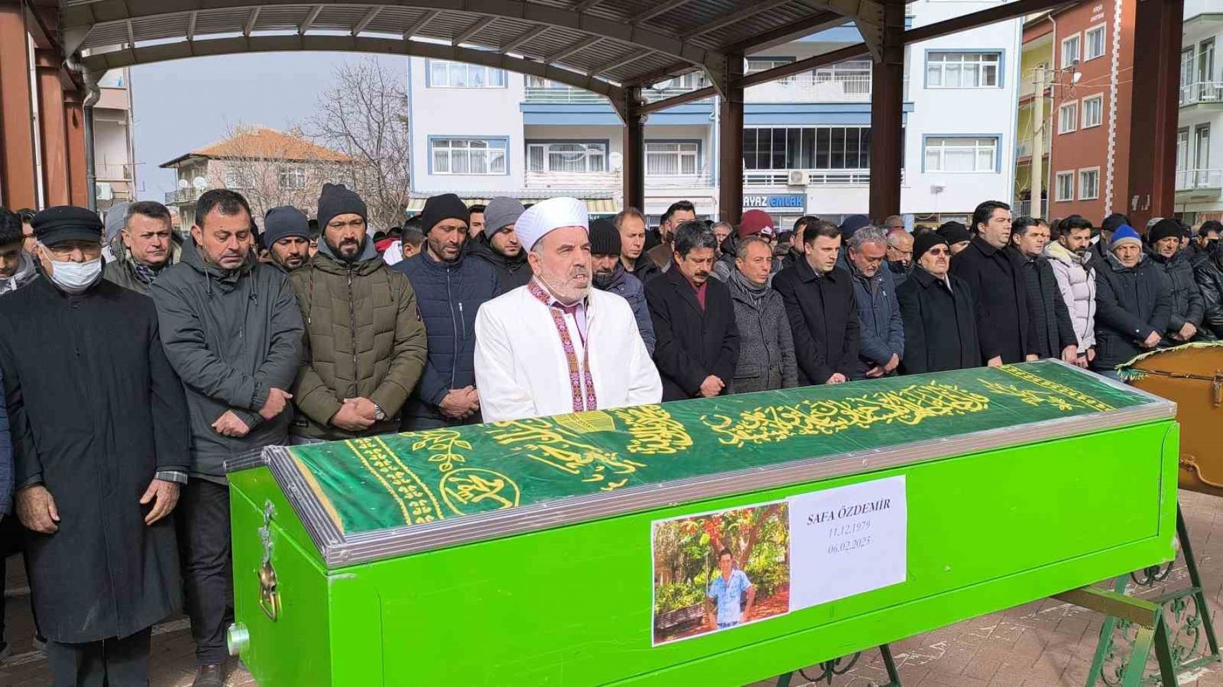 Lübnan’dan İsrail’e geçmeye çalışırken öldürülen Türk vatandaşı son yolculuğuna uğurlandı