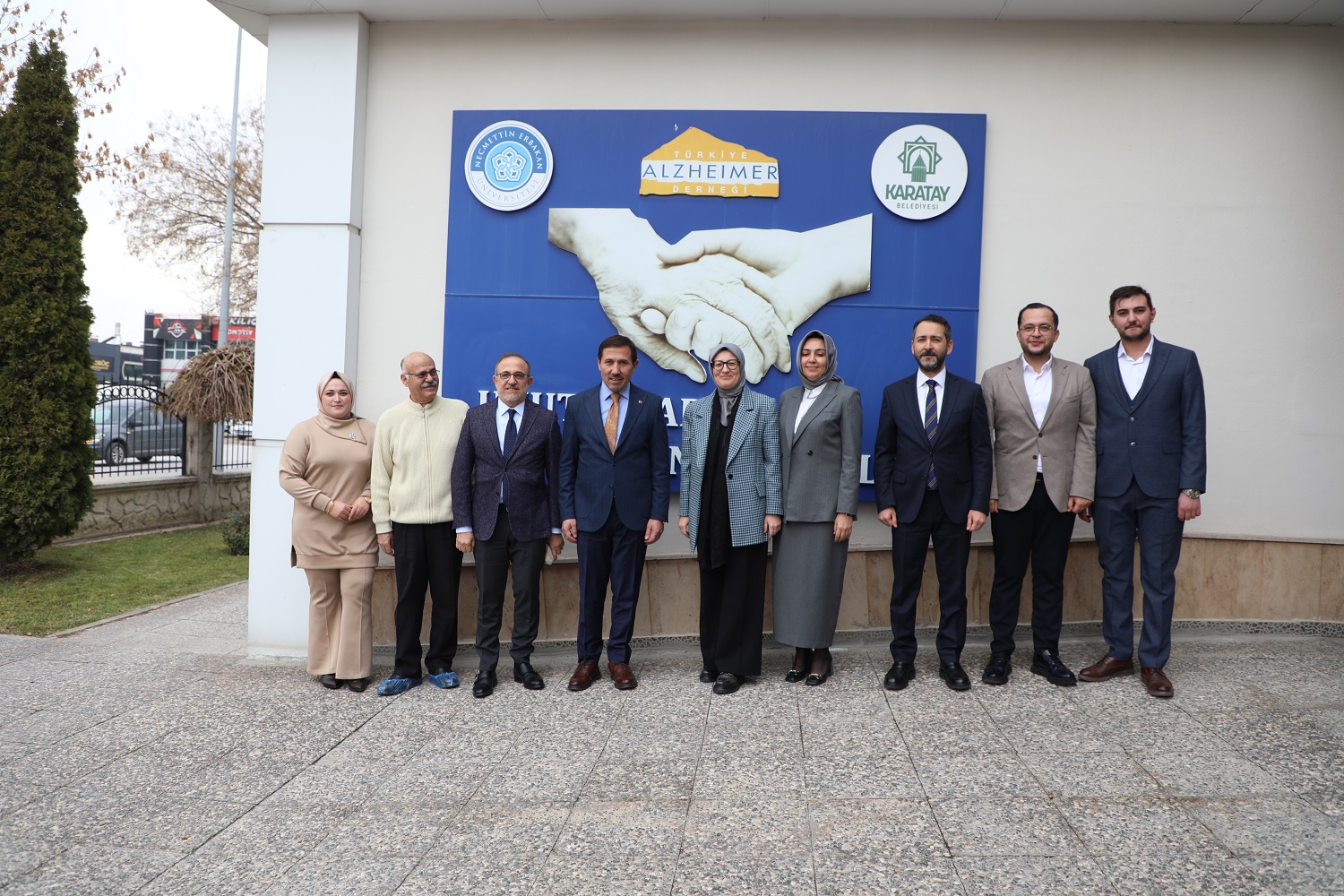 Ak Parti Genel Başkan Yardımcısı Belgin Uygur Gündüz Yaşam Merkezi'ni Ziyaret Etti 