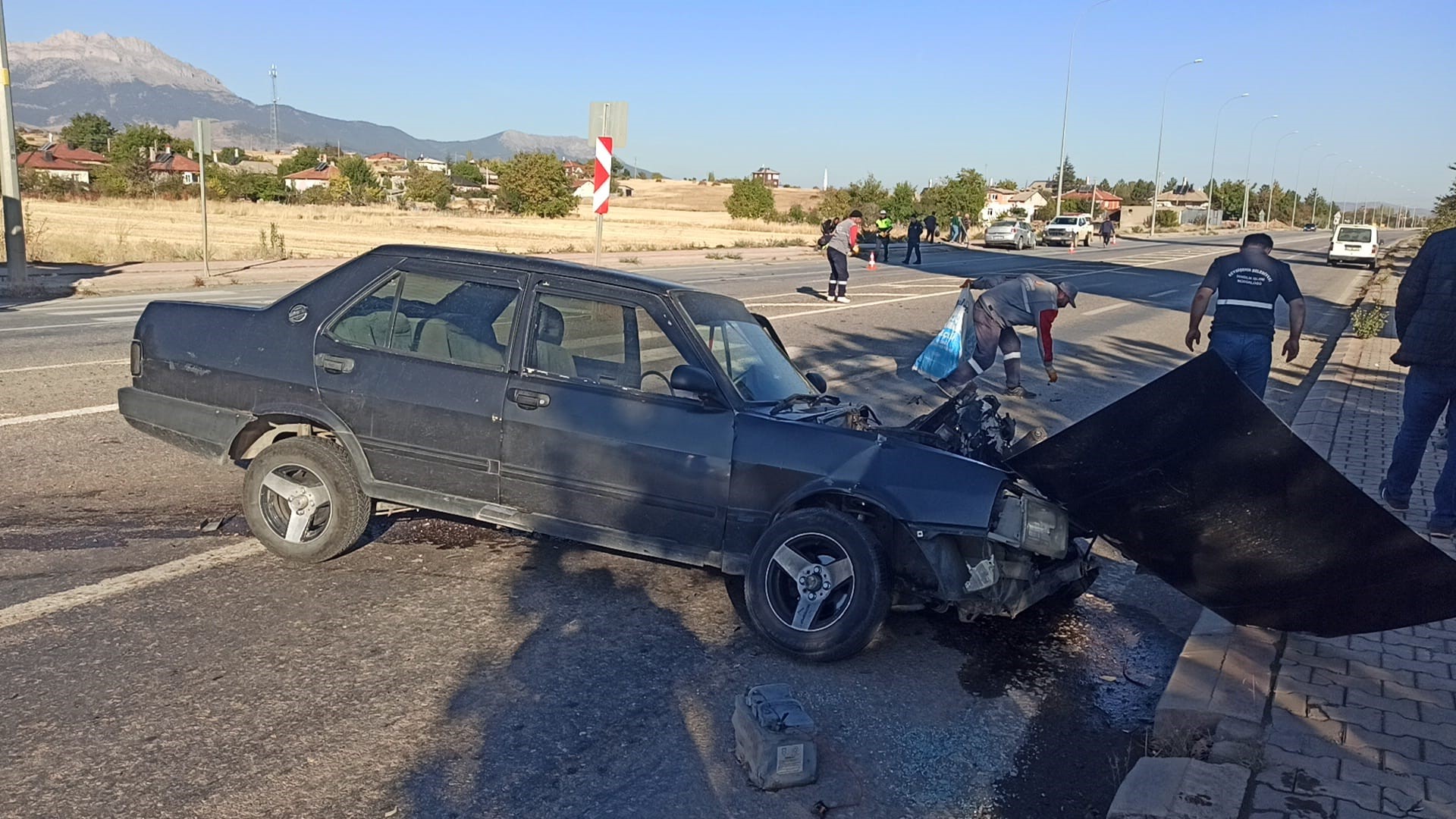 Konya'da Otomobiller Çarpıştı: 1 Yaralı