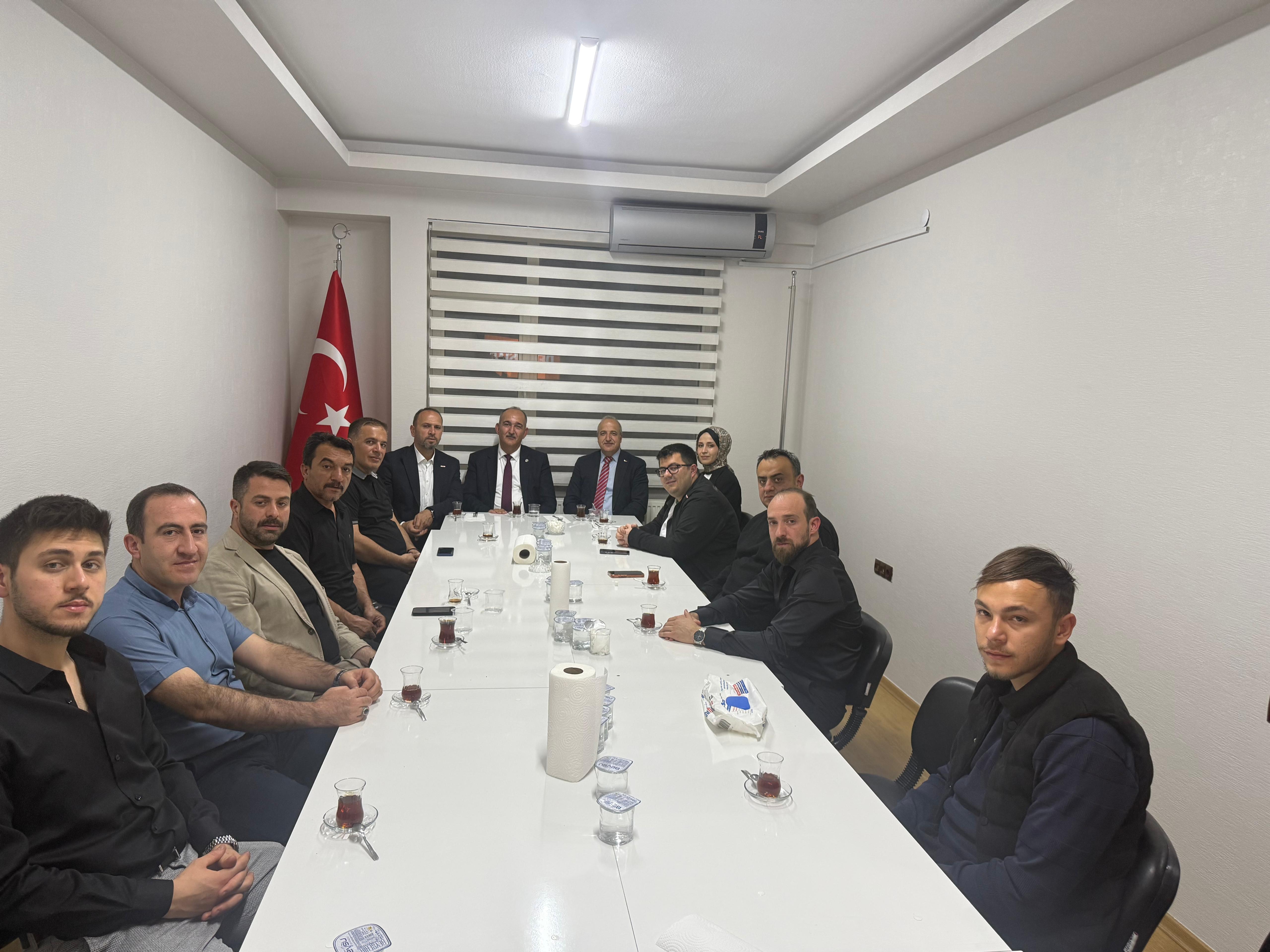 Yeşilay Konya Şubesinden DERSİAD’a ziyaret