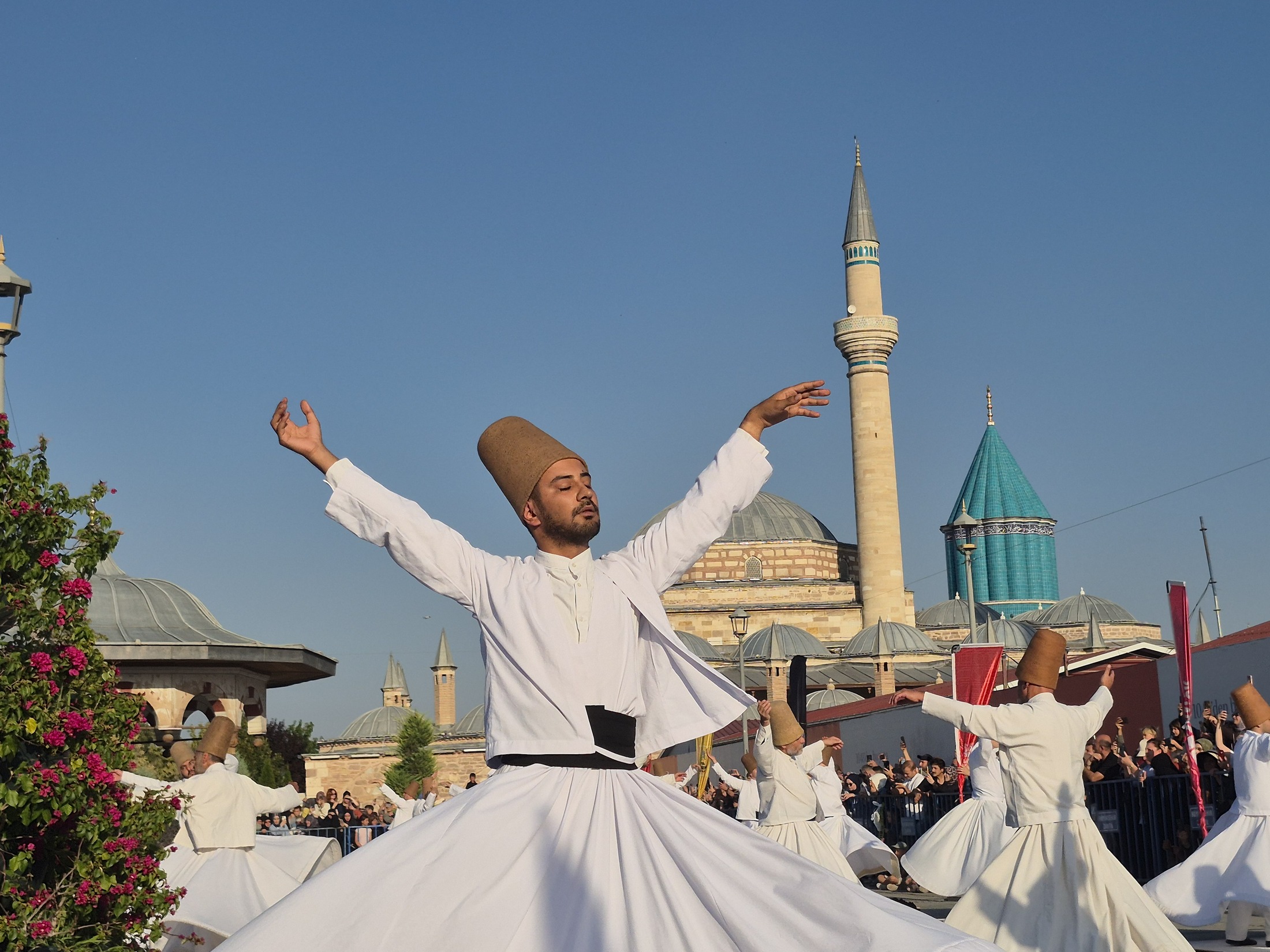 23.Konya Mistik Müzik Festivali 99 Semazen İle Açılışını Yaptı