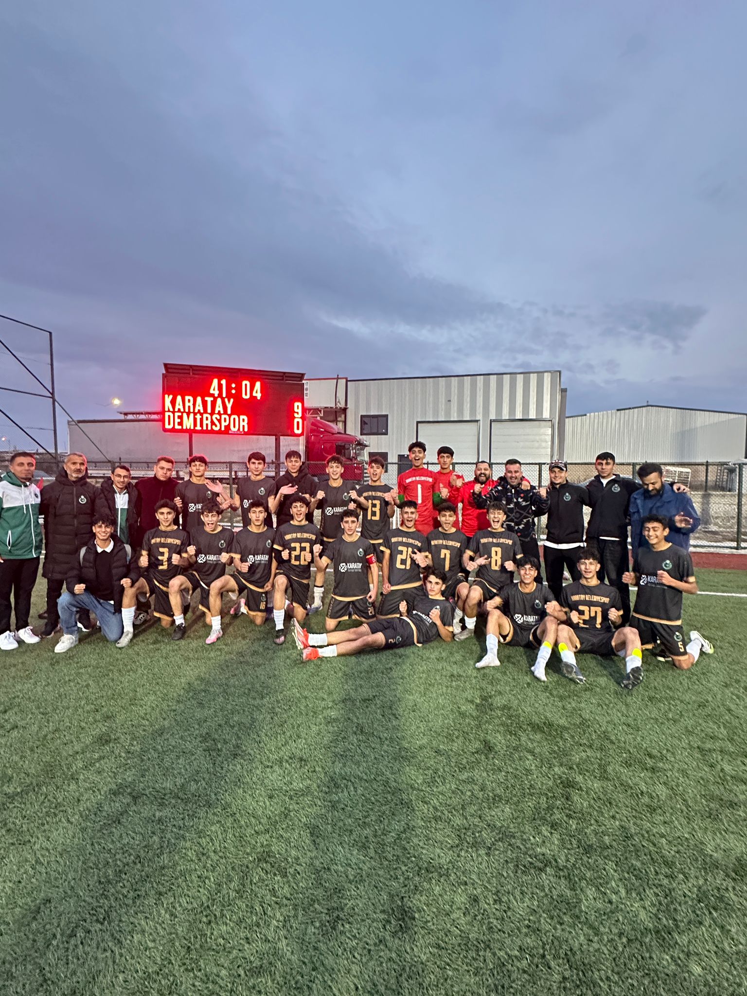 Karatay Belediyespor Futbolda Konya'yı Gururlandırıyor 