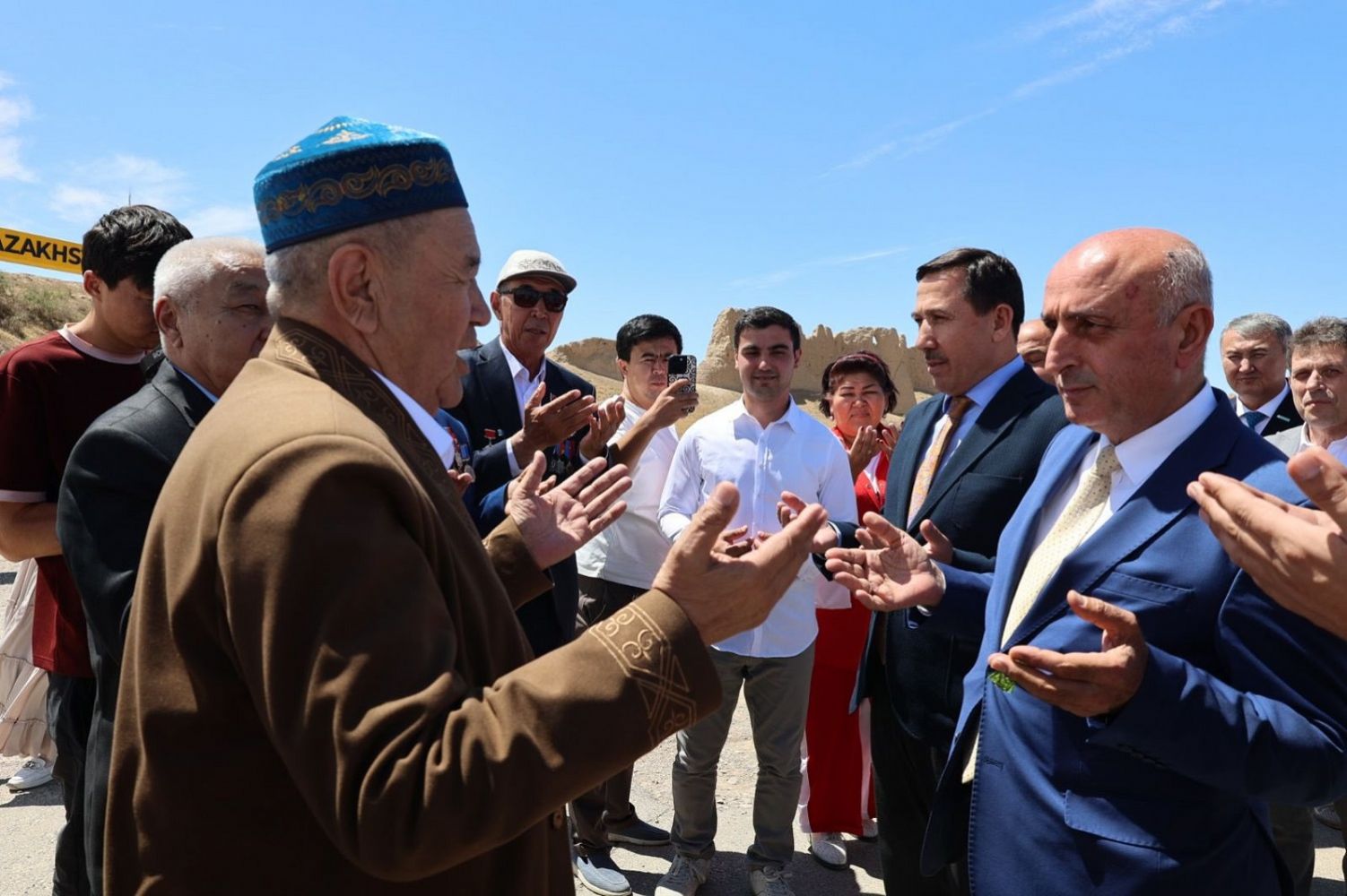 Karatay'dan Ata Topraklarına Kardeşlik Köprüsü