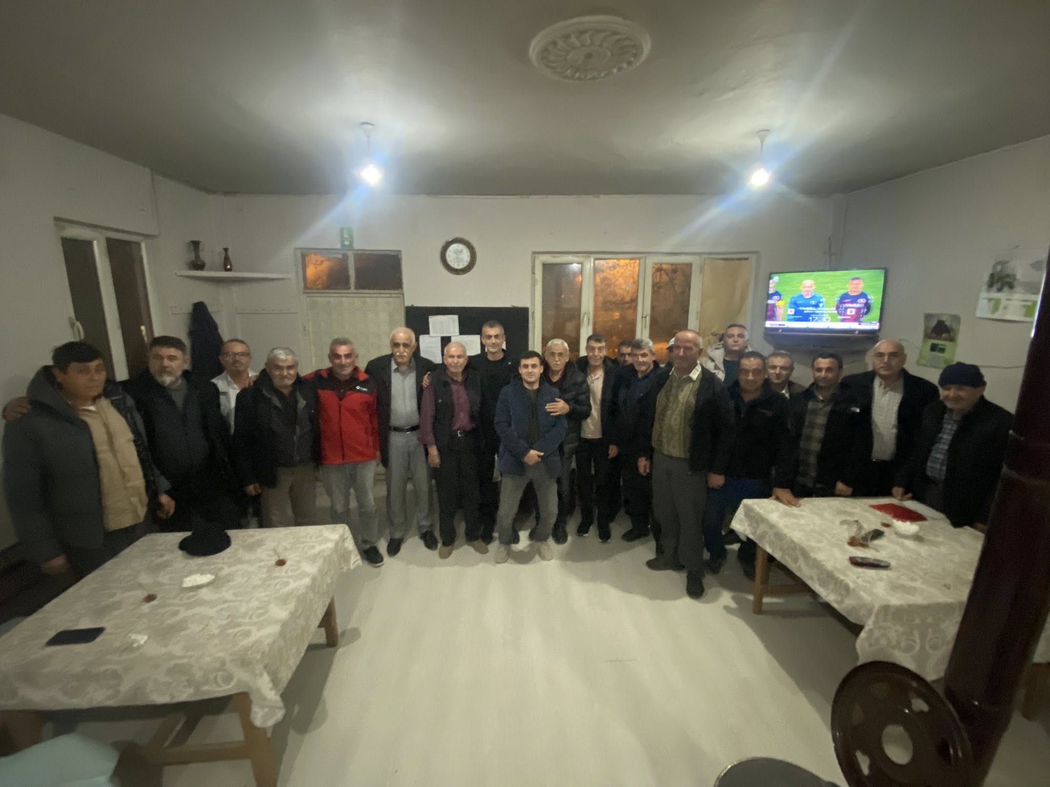MHP Akşehir'den "Hayırlı Günler Komşum" Seferberliği