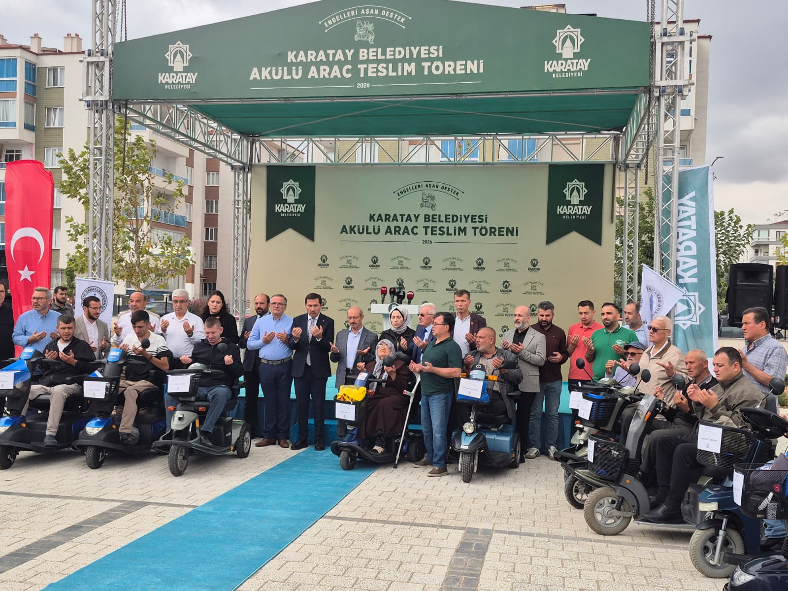 Karatay Belediyesi Tarafından Engelli Bireylere Akülü Araç Desteği