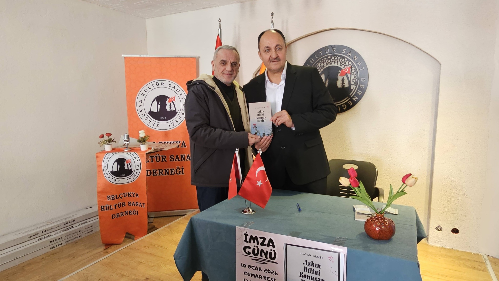 Şair Hasan Demir,Selçukya'da Okuyucularıyla Buluştu!