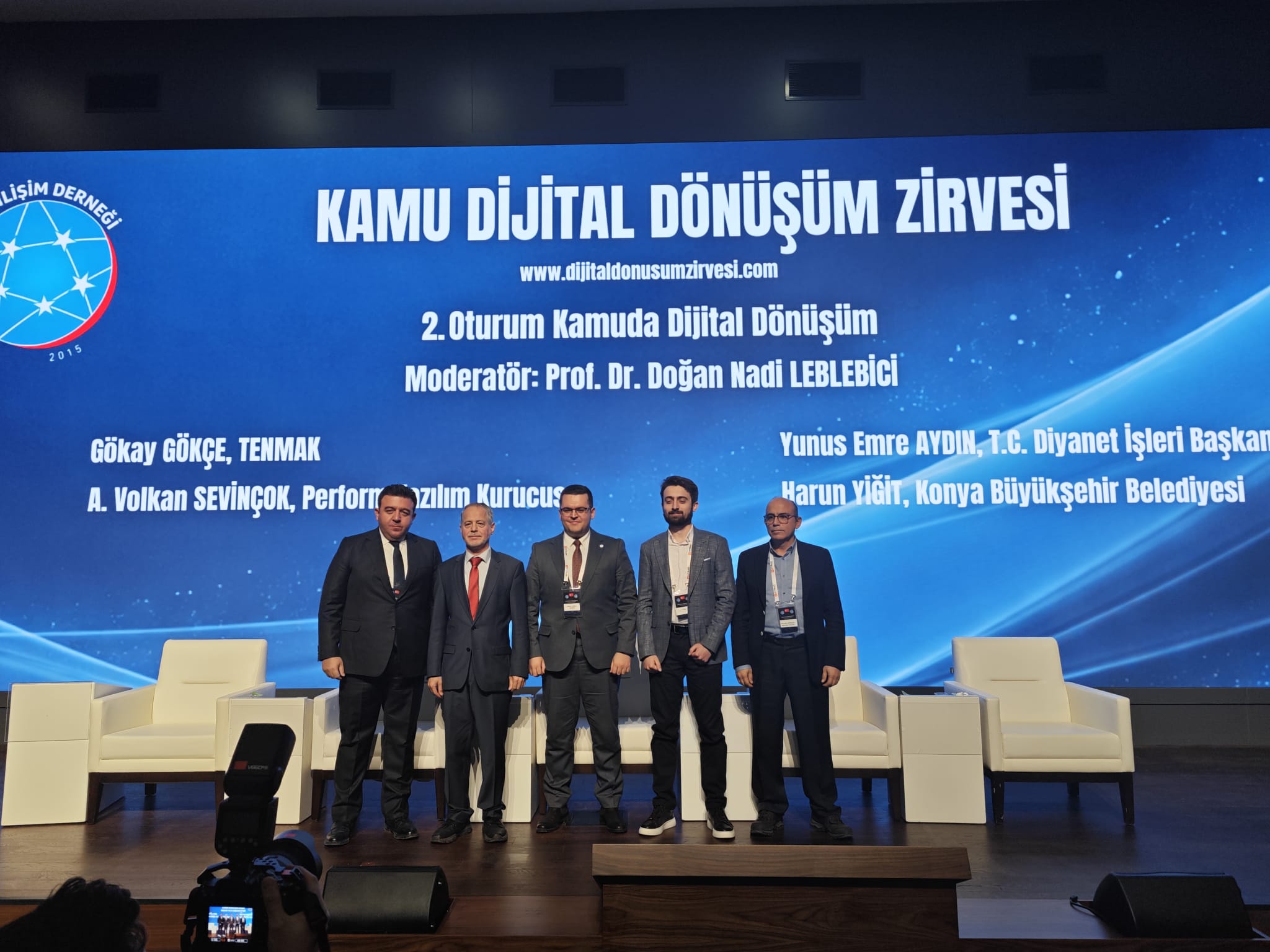  Kamu Dijital Dönüşüm Zirvesi’nde Konya Büyükşehir ve KOSKİ’ye Dijital Dönüşüm Ödülü   