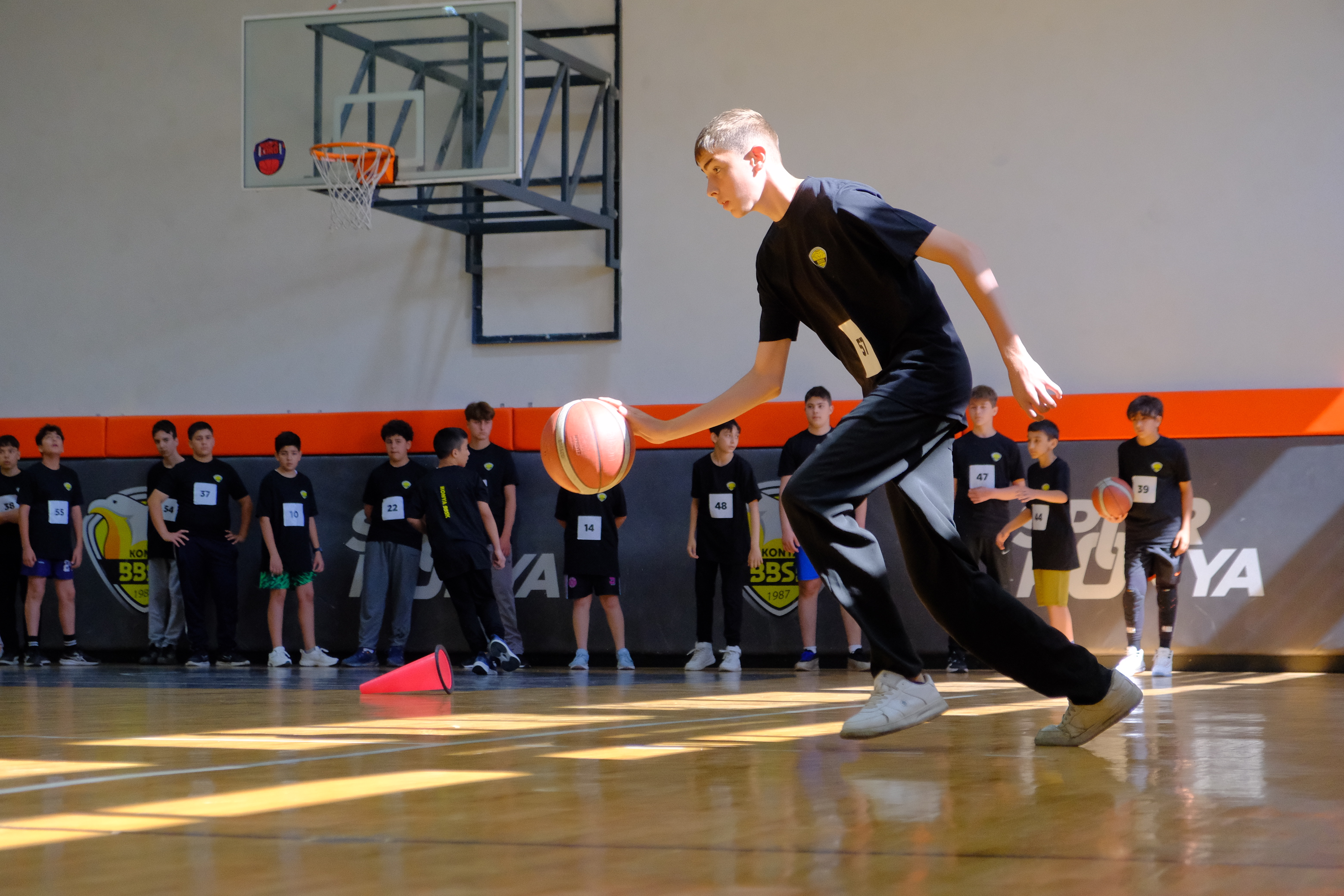 Konya Büyükşehir’in Geleceğin Basketbolcularını Keşfettiği Seçmeler Büyük İlgi Gördü