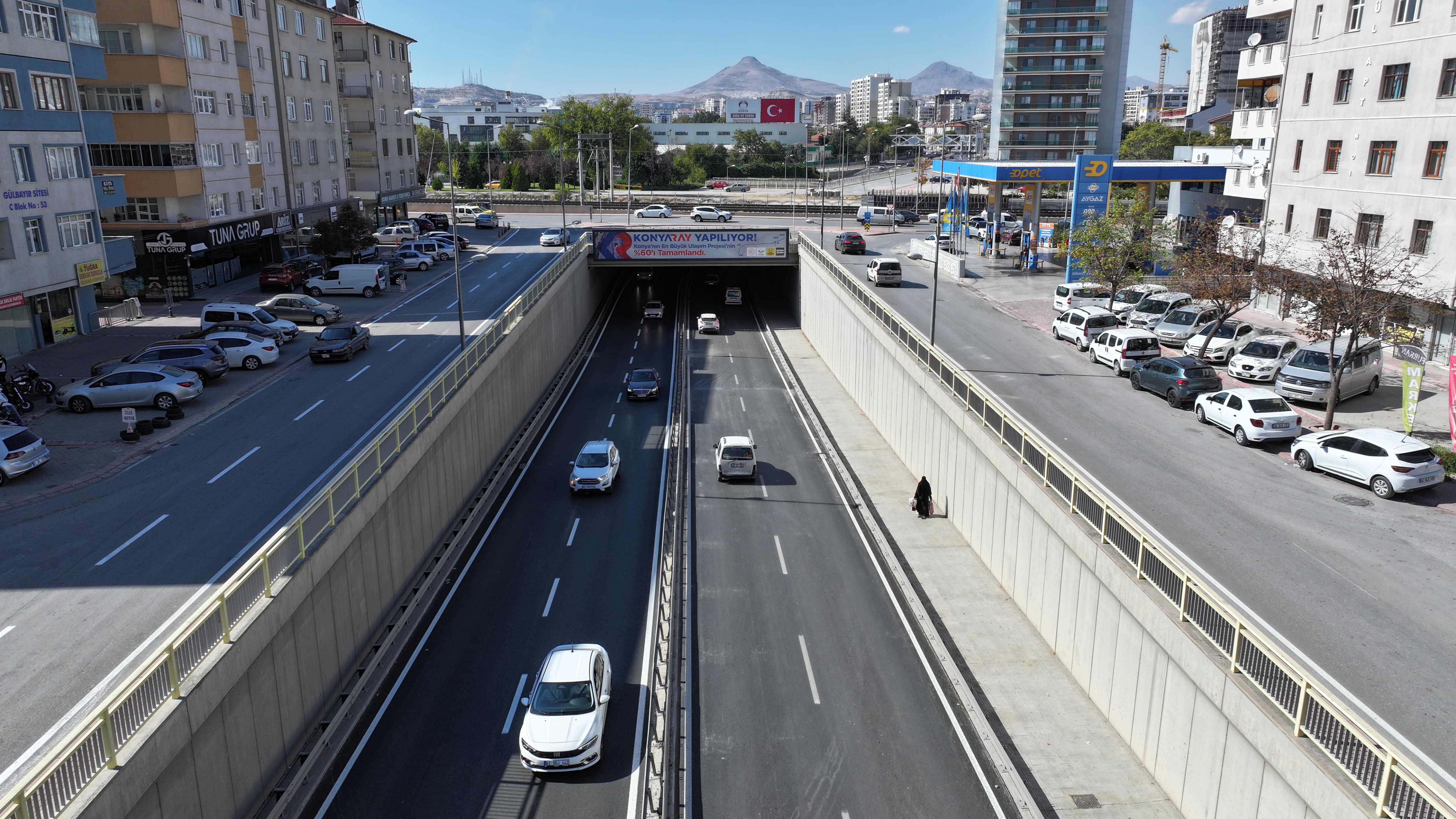 Konya Büyükşehir Vatan Caddesi Köprülü Kavşağı'nda Yol Kalitesini Yükseltti