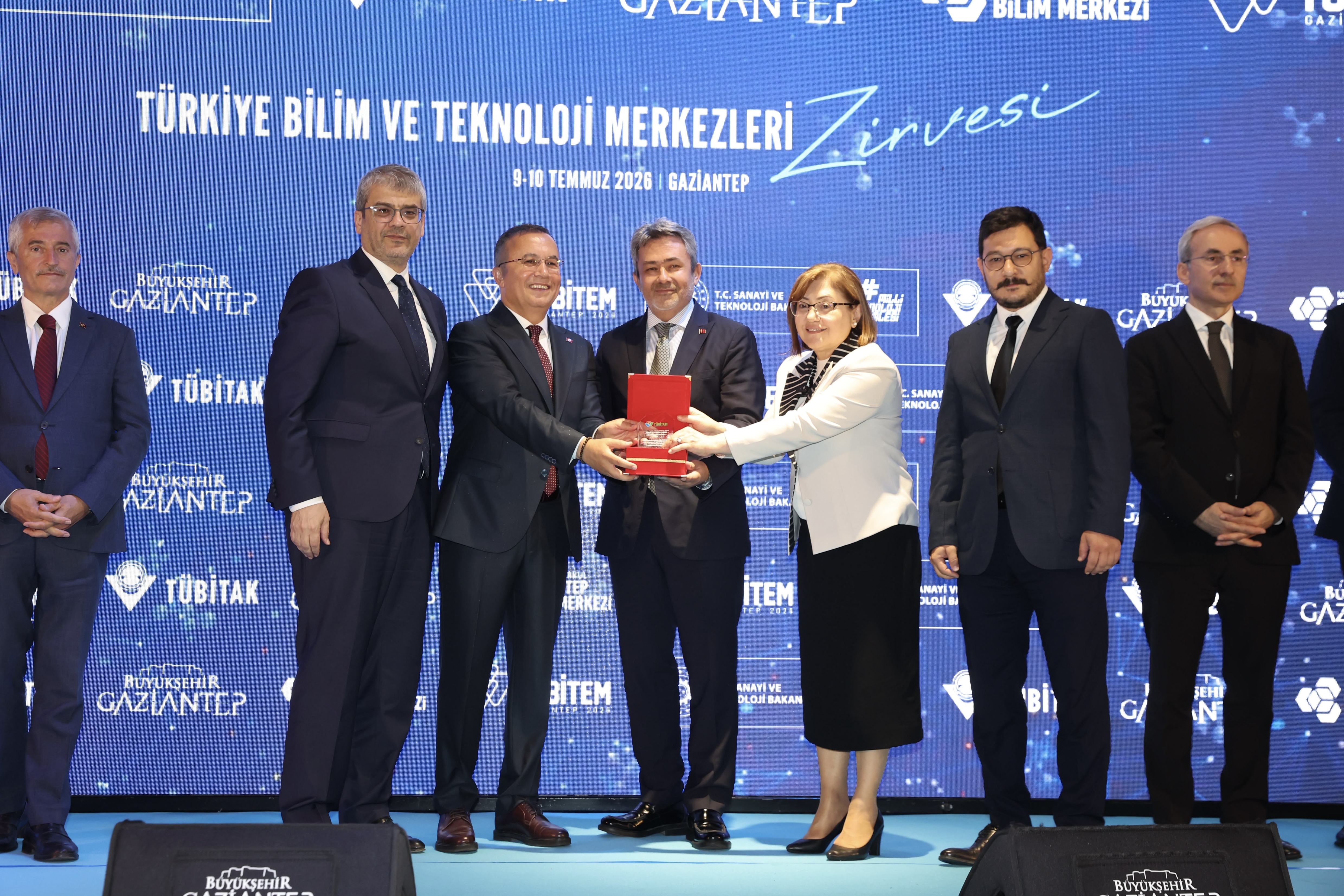 Konya Bilim Merkezi'ne "Bilim ve Toplum Çalışmalarını Dijitalde Yaygınlaştırma" Ödülü 