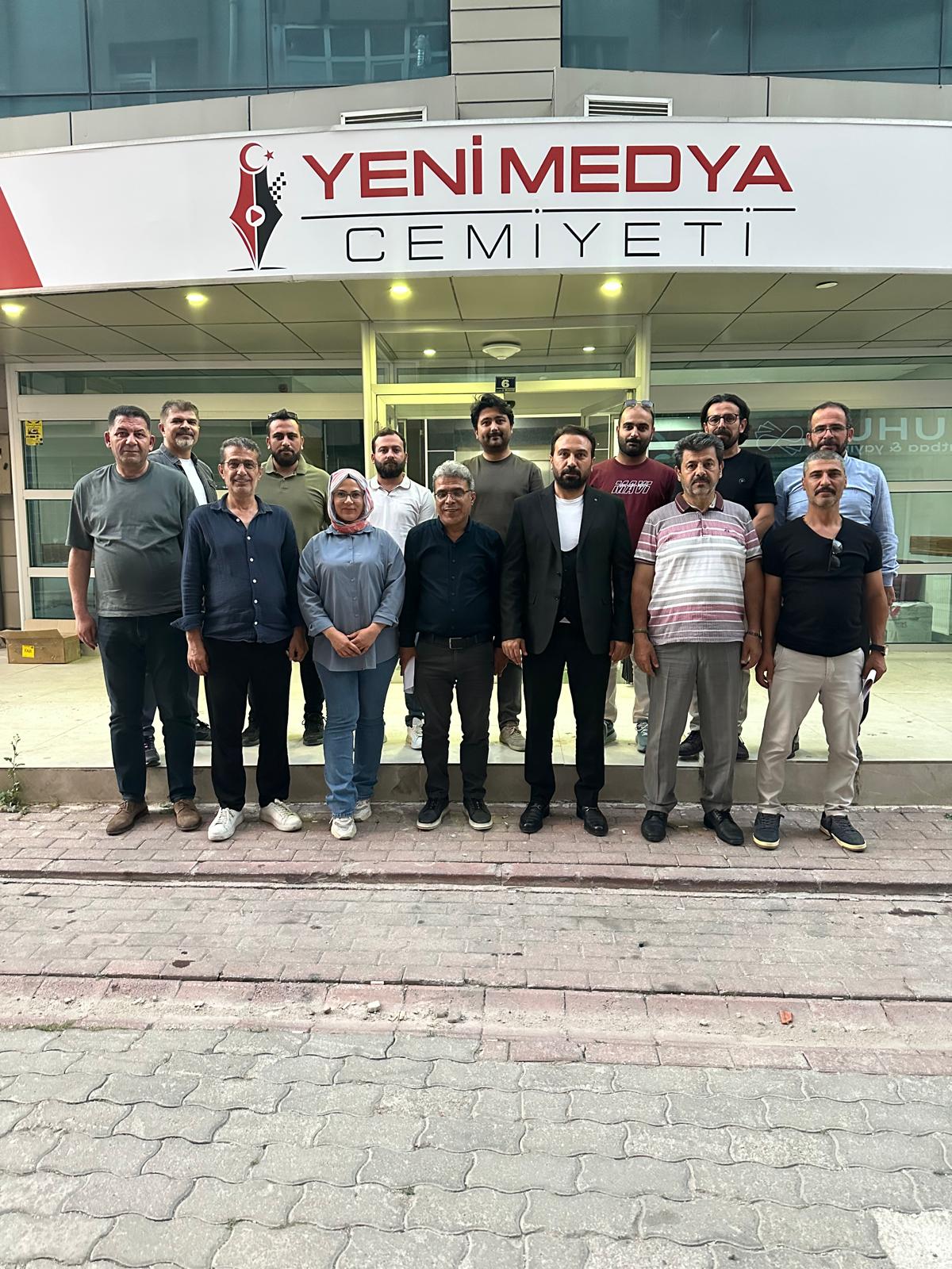 Konya Medyasını Tek Çatı Altında Buluşturan Yeni Medya Cemiyeti Hedeflerini Açıkladı
