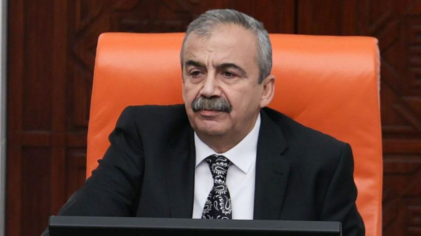 Siyasilerden Sırrı Süreyya Önder için taziye mesajı