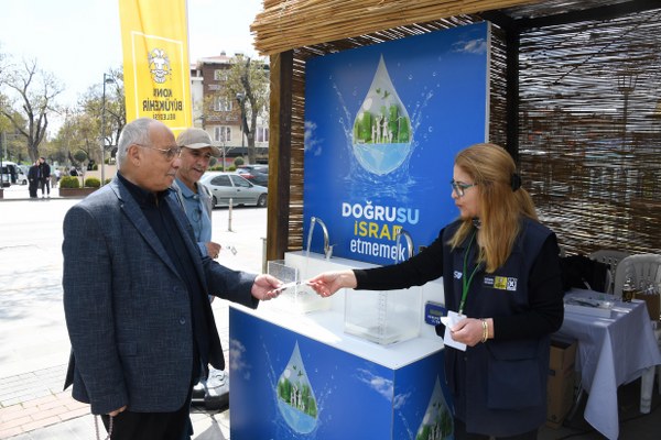 KOSKİ Tarım haftası'nda Açtığı Stantta Su Tasarrufu Bilgilendirmesi Yapıyor