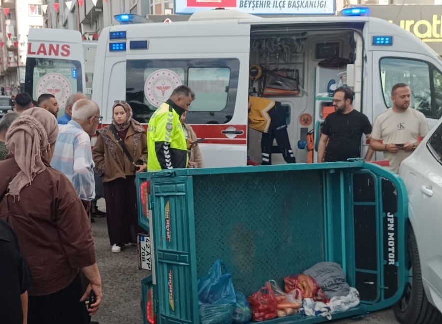 Beyşehir'deki İki Ayrı Kazada 4 Kişi Yaralandı
