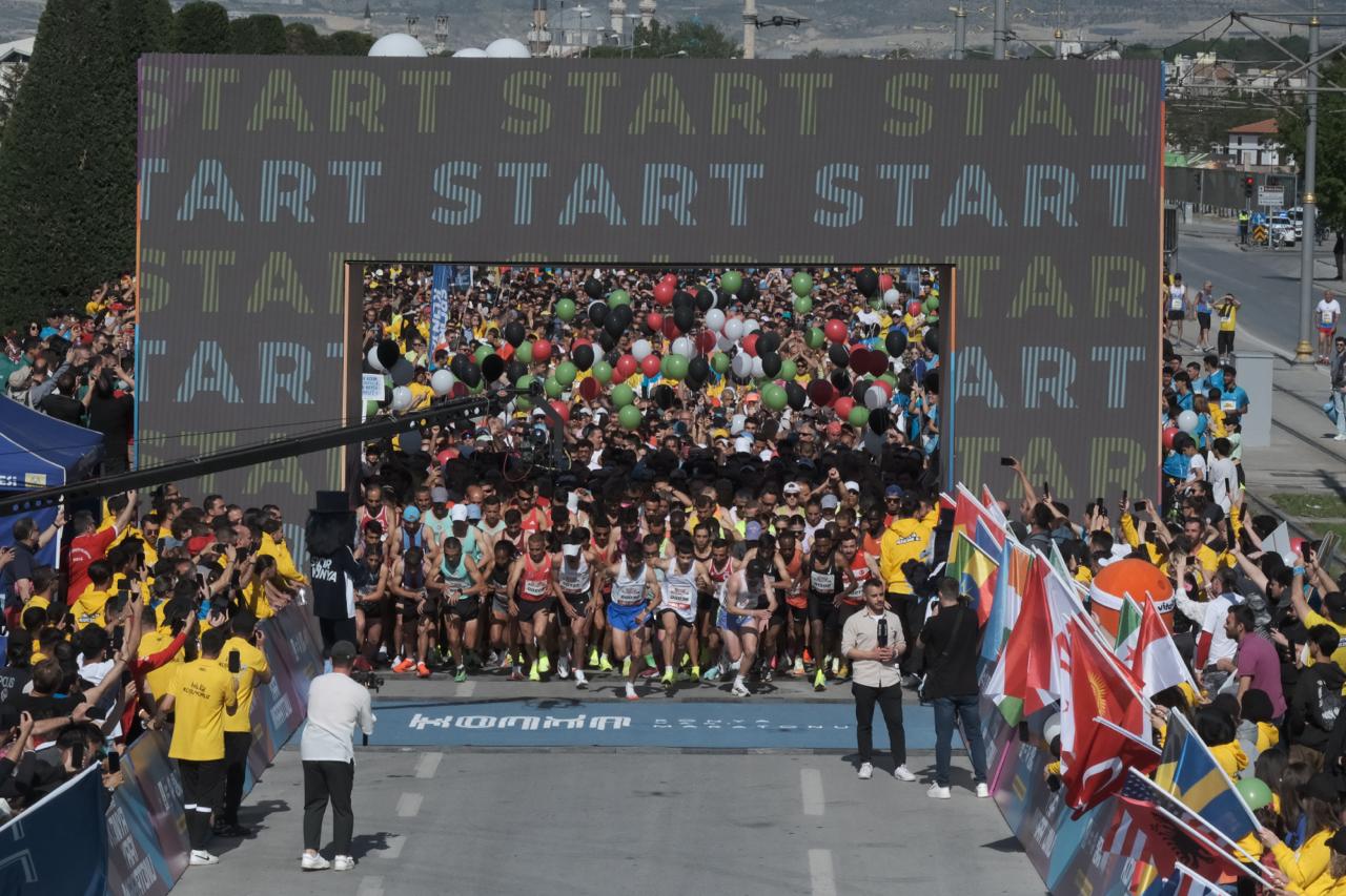 Başkan Altay 5. Uluslararası Konya Yarı Maratonu’na Kayıtların Başladığını Açıkladı 