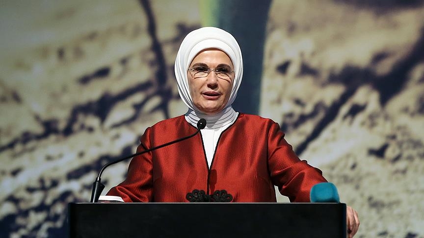 Emine Erdoğan: "Katil İsrail, ateşkesi hiçe sayarak Filistin topraklarında masumları hedef almaya devam ediyor"