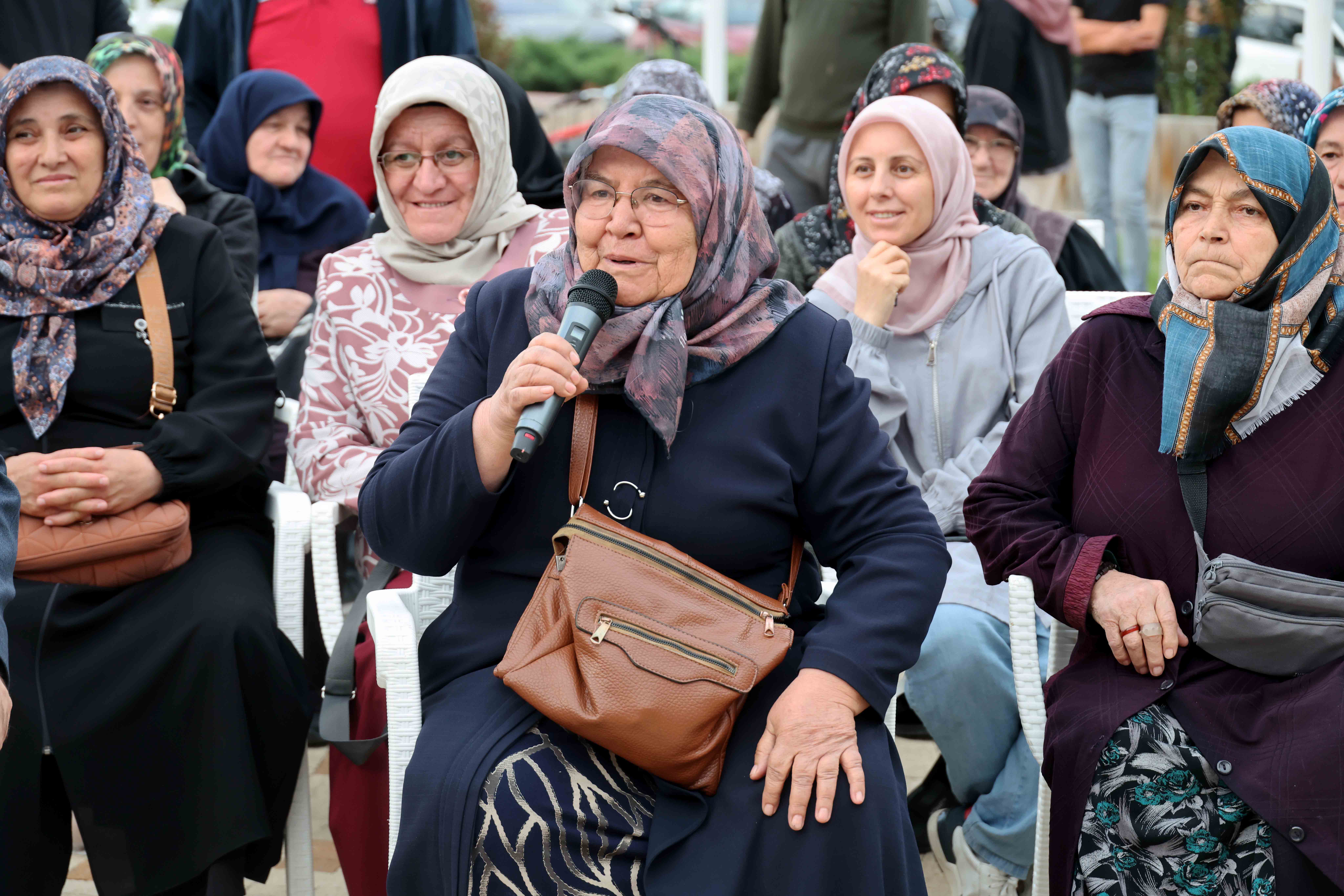 "Vatandaş Soruyor, Başkan Cevaplıyor" Buluşmaları Karatay'da Yoğun Katılımla Gerçekleşti