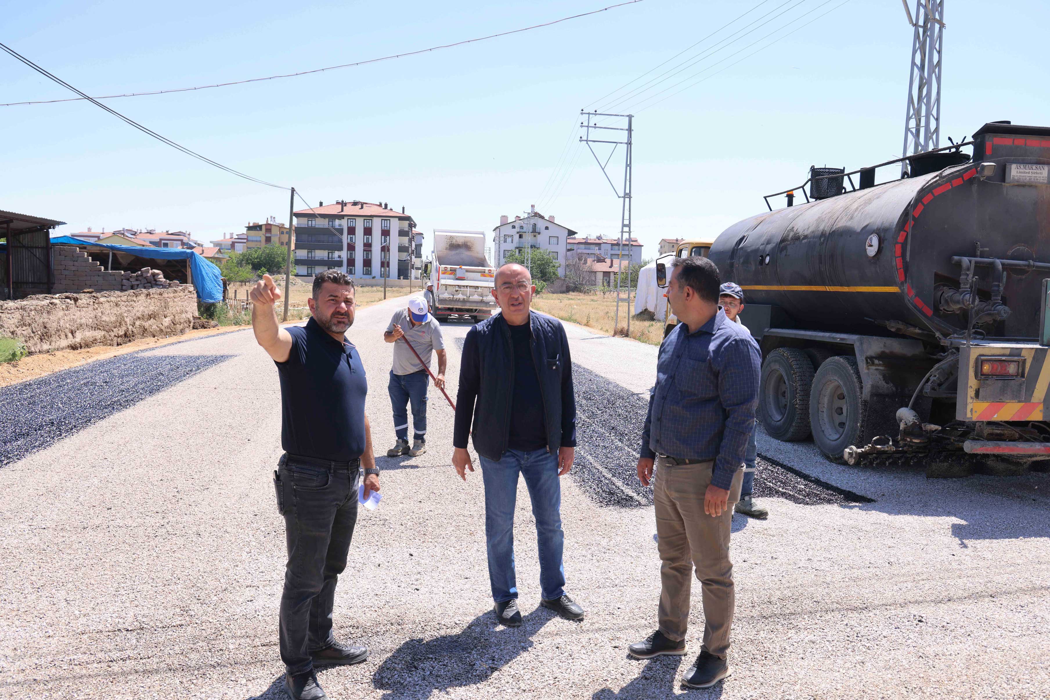 Başkan Kavuş, Fen İşleri Ekiplerinin Çalışmalarını Yerinde İnceledi