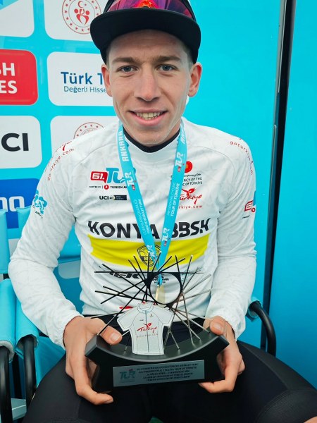 Konya Büyükşehirli Pedallar, Cumhurbaşkanlığı Bisiklet Turu’nda Göz Doldurdu