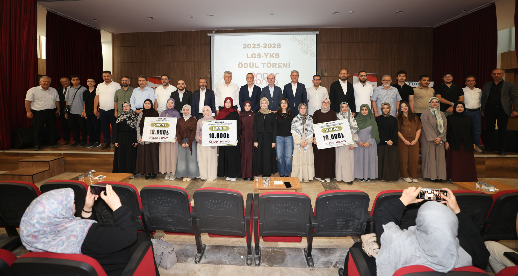 2026 YKS ve LGS'de Derece Yapan İmam Hatip Öğrencileri Ödüllendirildi 