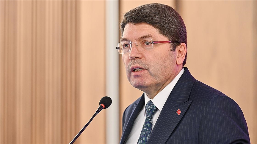 Bakan Tunç: "Adalet, yalnızca Türk milleti adına karar veren bağımsız ve tarafsız yargı mercileri eliyle tecelli eder"