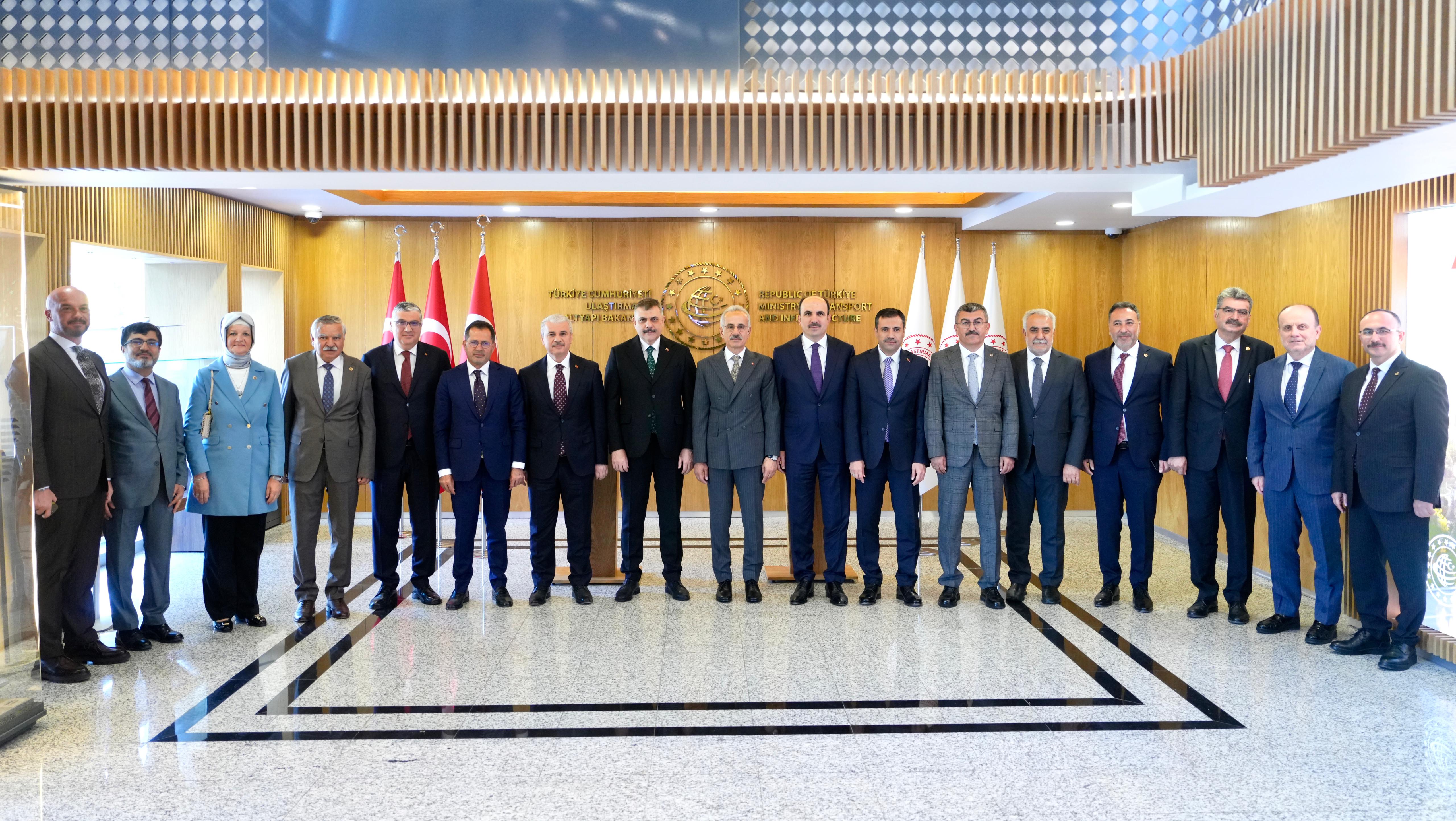 Konya Heyeti Ankara’da Bakanlarla Yatırımları ve Projeleri Değerlendirdi