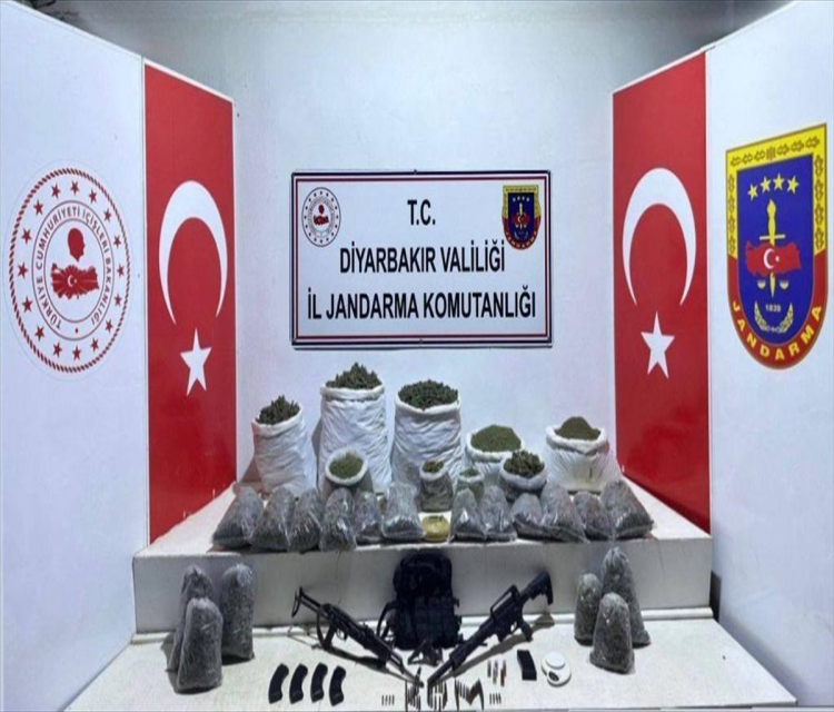 Diyarbakir'da 72 kilogram esrar ele geçirildiAziz Aslan